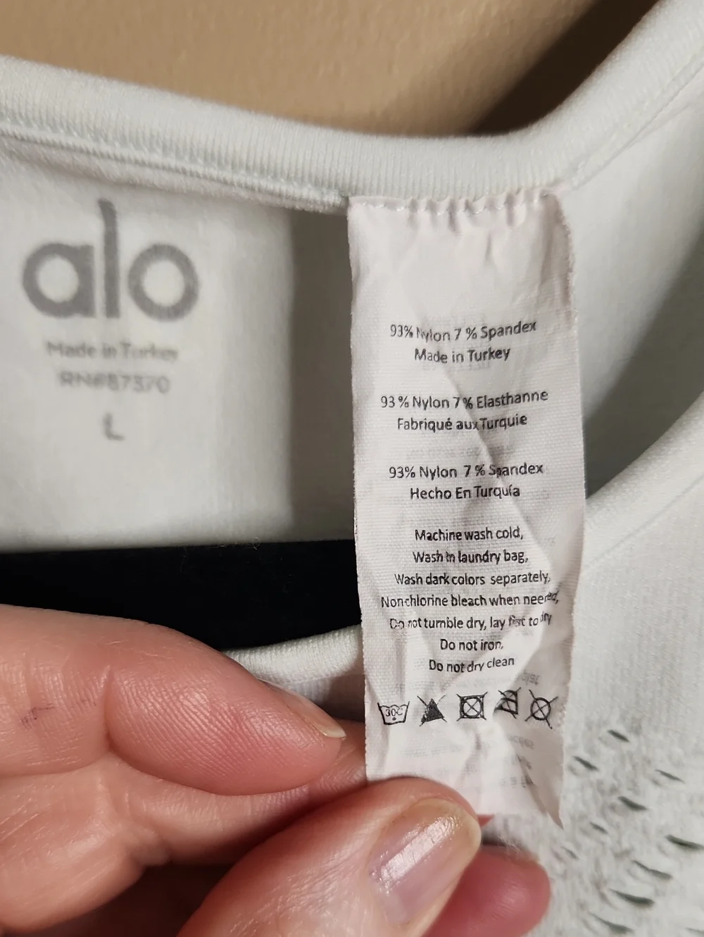 Alo Yoga Lark Tank In Pale White.  Size L.